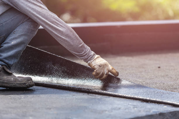 Professional Vapor Barrier Installation technician working in Long Beach, MD